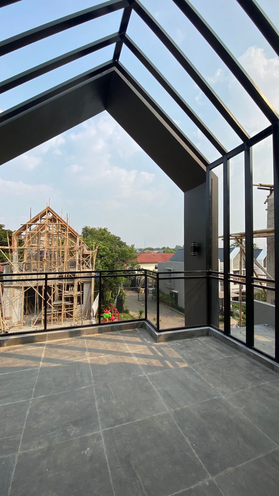 Rumah Hitung Tanah Area Cipete