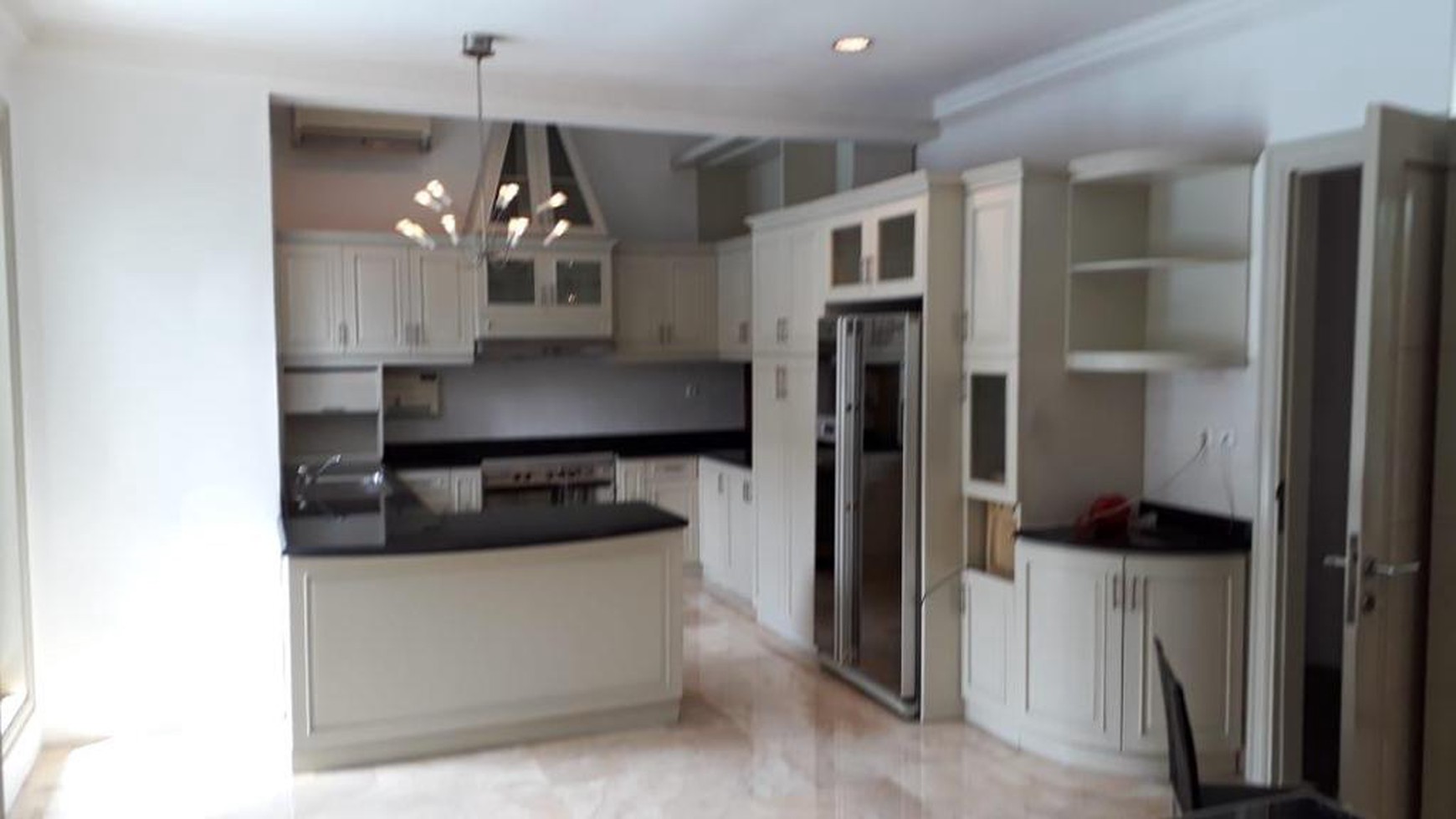 Compound house location at cipete close to France School Jakarta and walking distance to MRT Cipete