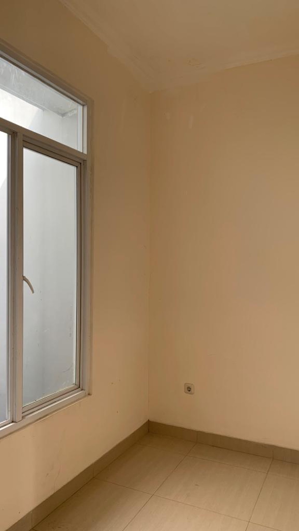 Rumah baru minimalis siap huni di depan sektor 4 bintaro jaya