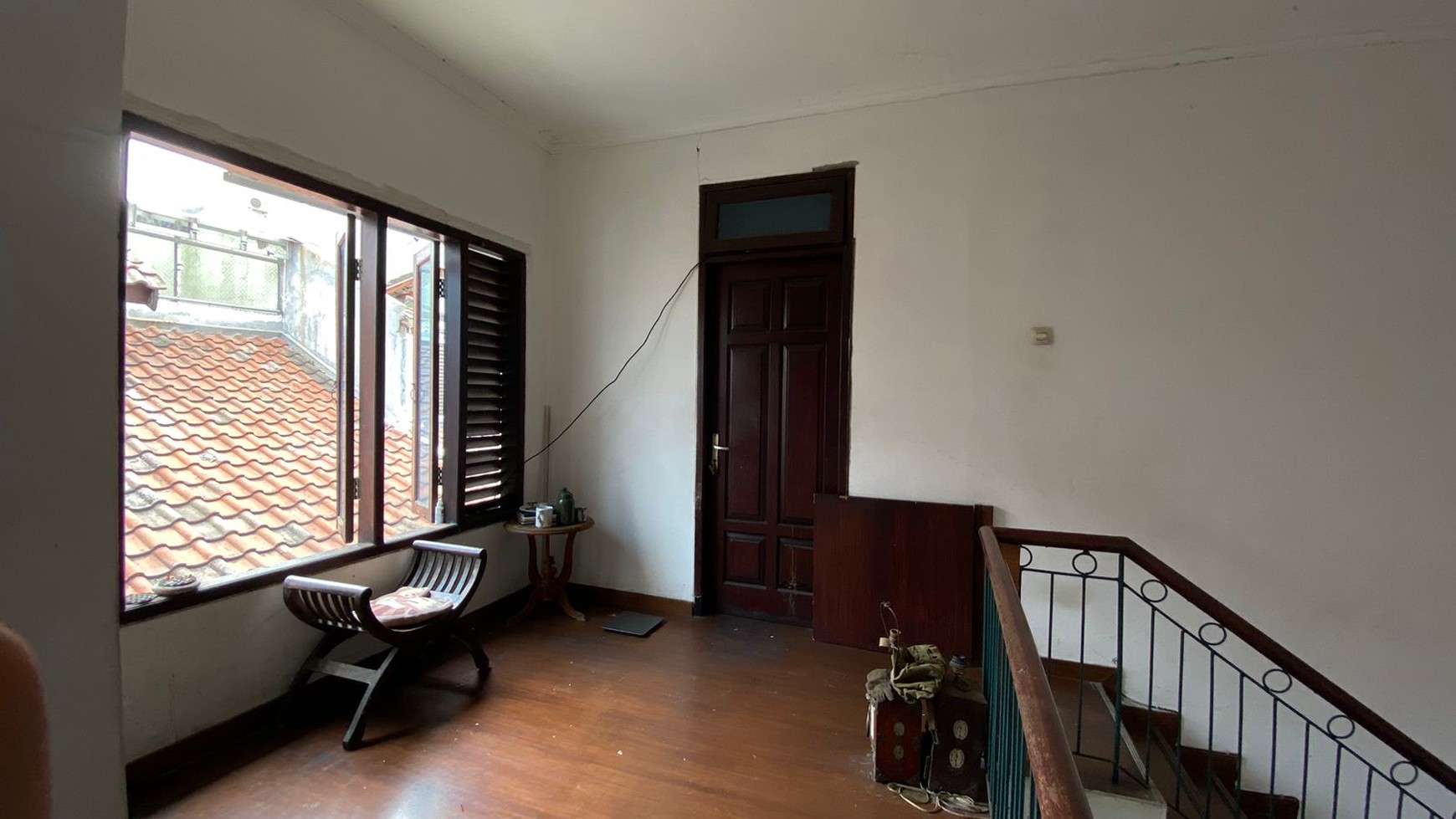 DIJUAL Rumah komersial area JL Jambi Surabaya Pusat