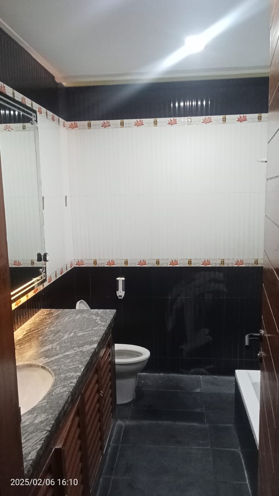RUMAH DISEWA JALAN MARGASATWA JAKARTA SELATAN