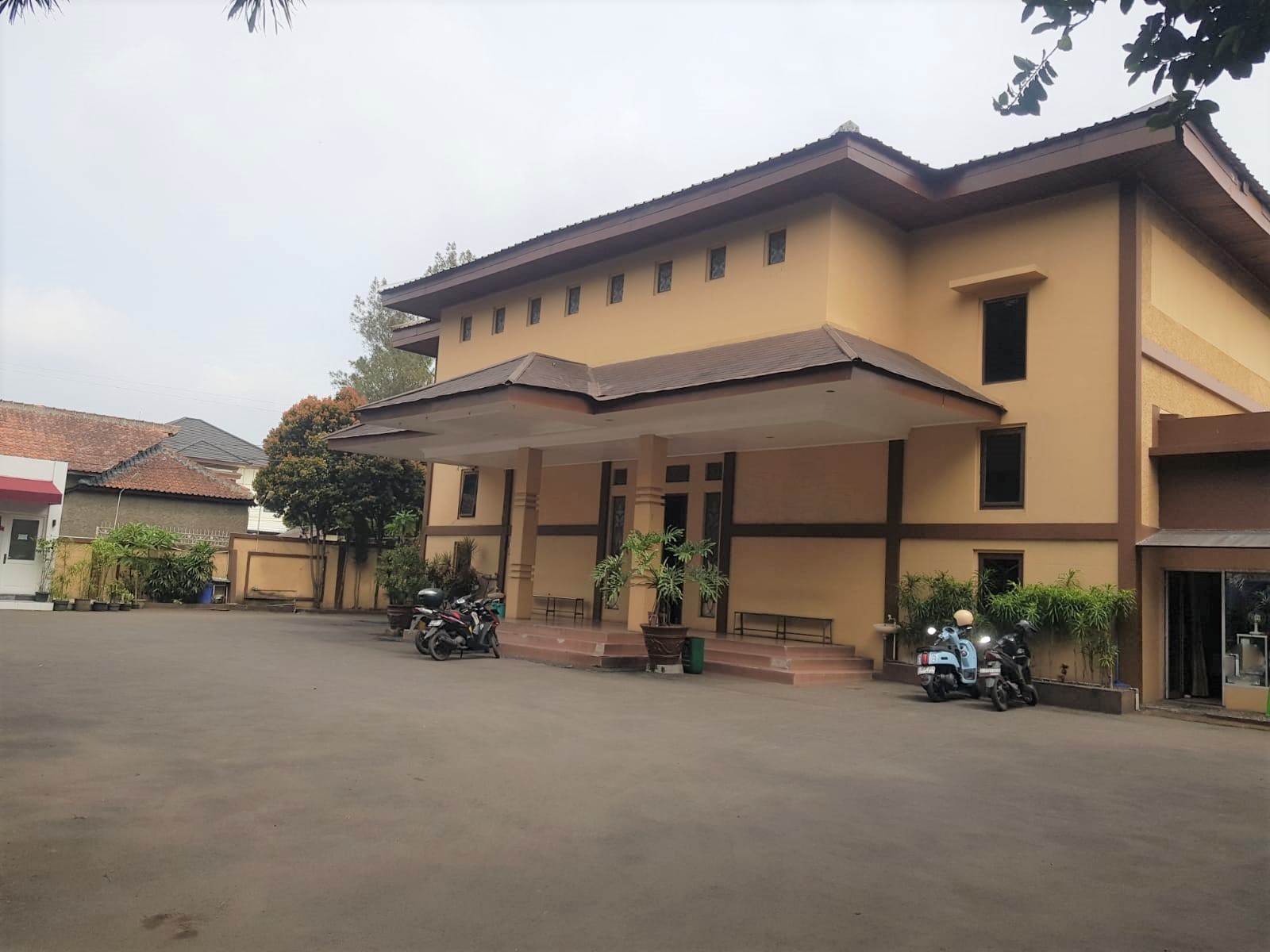 Gedung Serbaguna dan Rumah Singgah di Margacinta Bandung