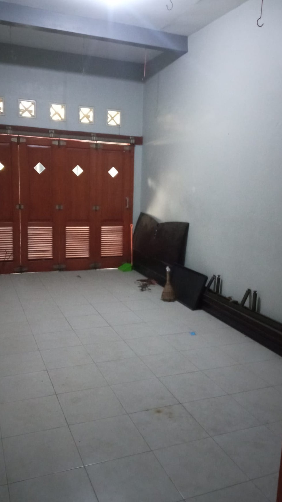 Rumah Bagus, Rapih dan Apik, siap huni di Bintaro - Jaksel