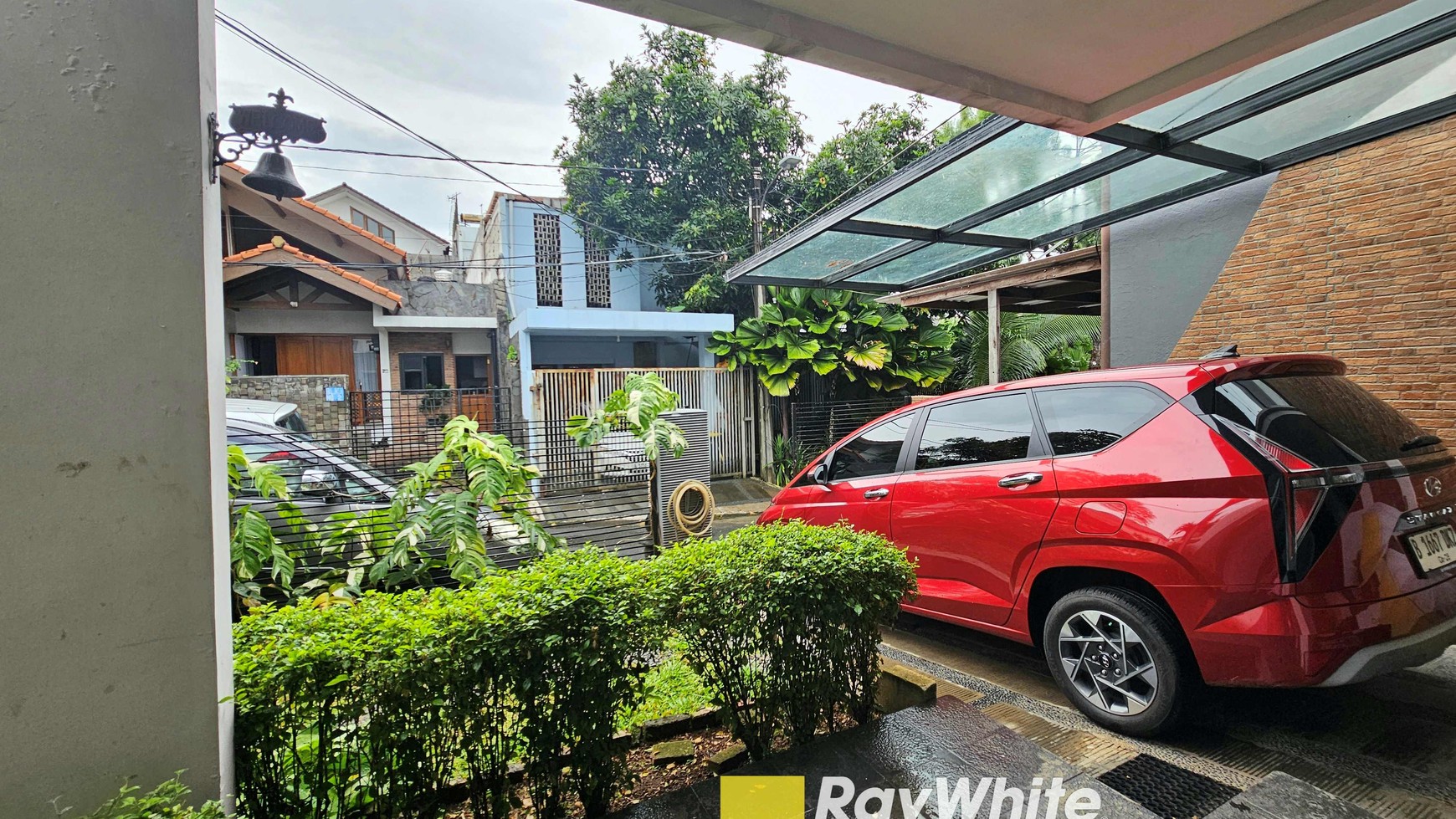 Rumah di Komp Lebak Bulus Indah, Lebak Bulus, layak huni, dekat MRT