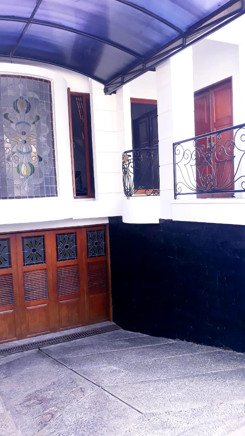 Rumah Asri, Nyaman Lokasi Strategis Di Pondok Indah
