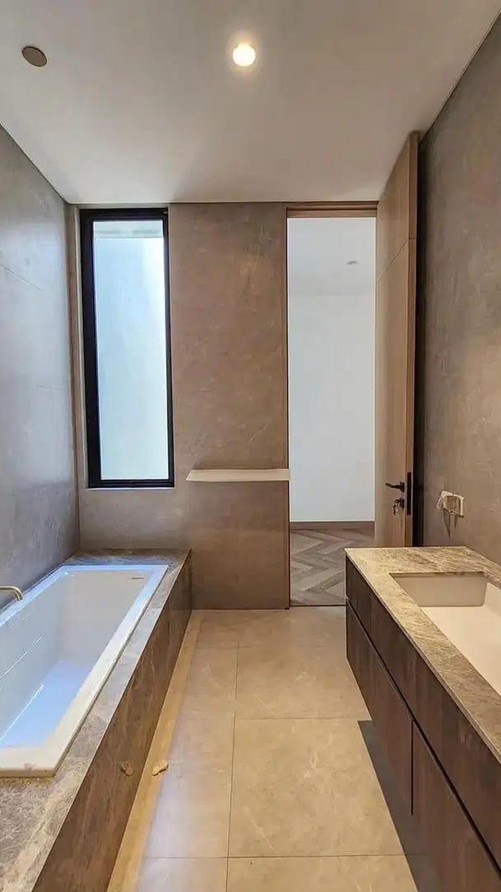 Rumah Bagus, Luxury dengan Private Swimming Pool di Pondok Indah