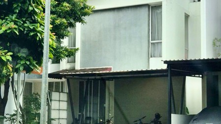 Rumah Minimalis Bagus Dalam Cluster Di Bintaro