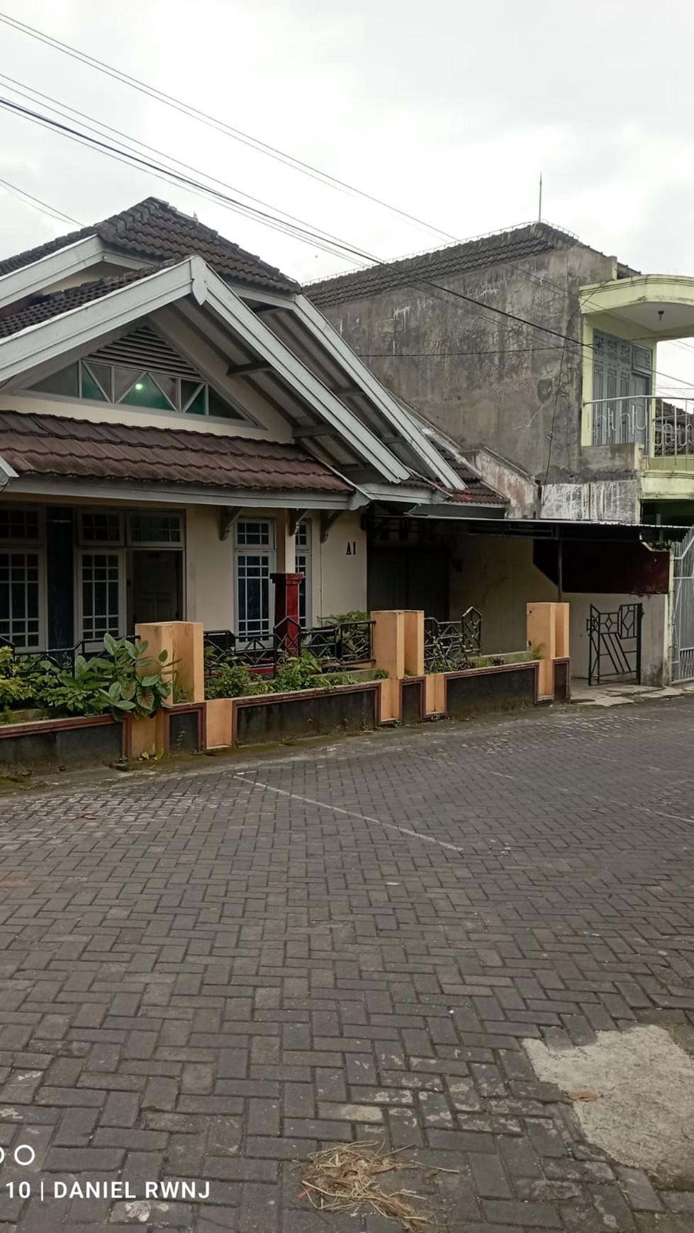 Rumah 4 Kamar Dalam Perum Ambarketawang Permai Gamping Sleman