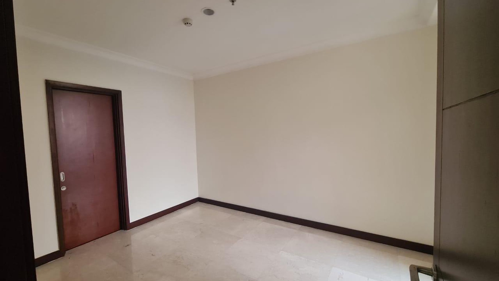 Di jual Apartement di Jl Permata Hijau Suites Grogol Utara Kebayoran Lama Jakarta Selatan