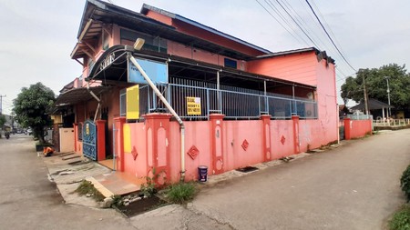 Rumah Hoek  di boulevard eks Sekolah TK cocok buat usaha atau tempat tinggal dengan harga terjangkau 