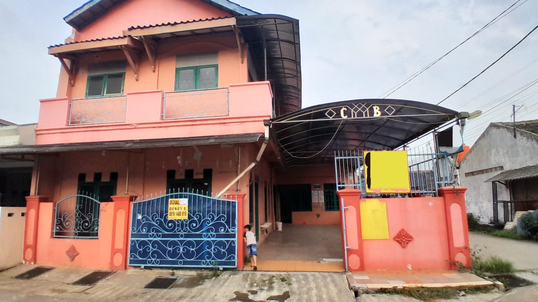 Rumah Hoek di boulevard eks Sekolah TK cocok buat usaha atau tempat tinggal dengan harga terjangkau