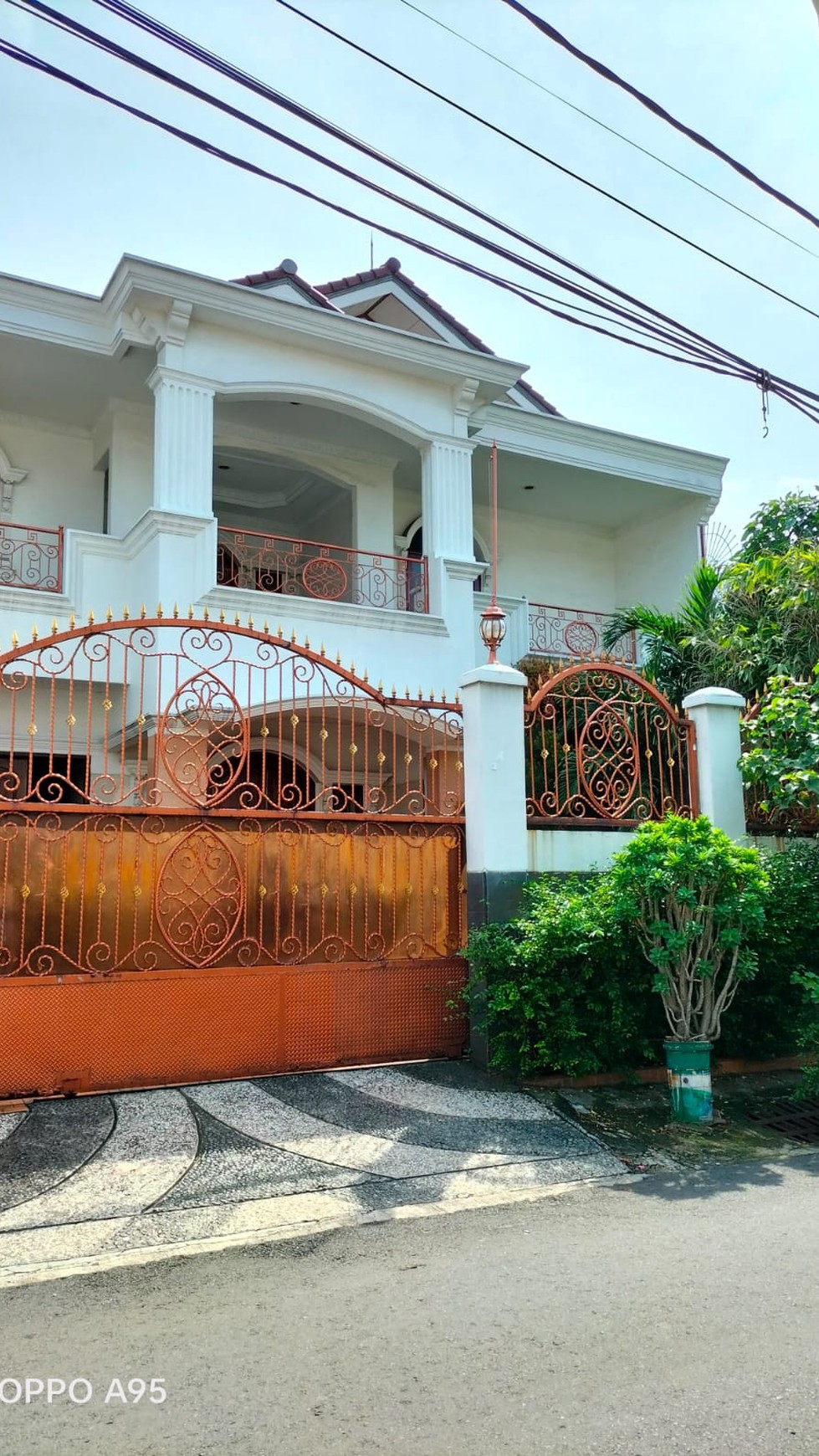 Rumah Hitung Tanah Area Cipete