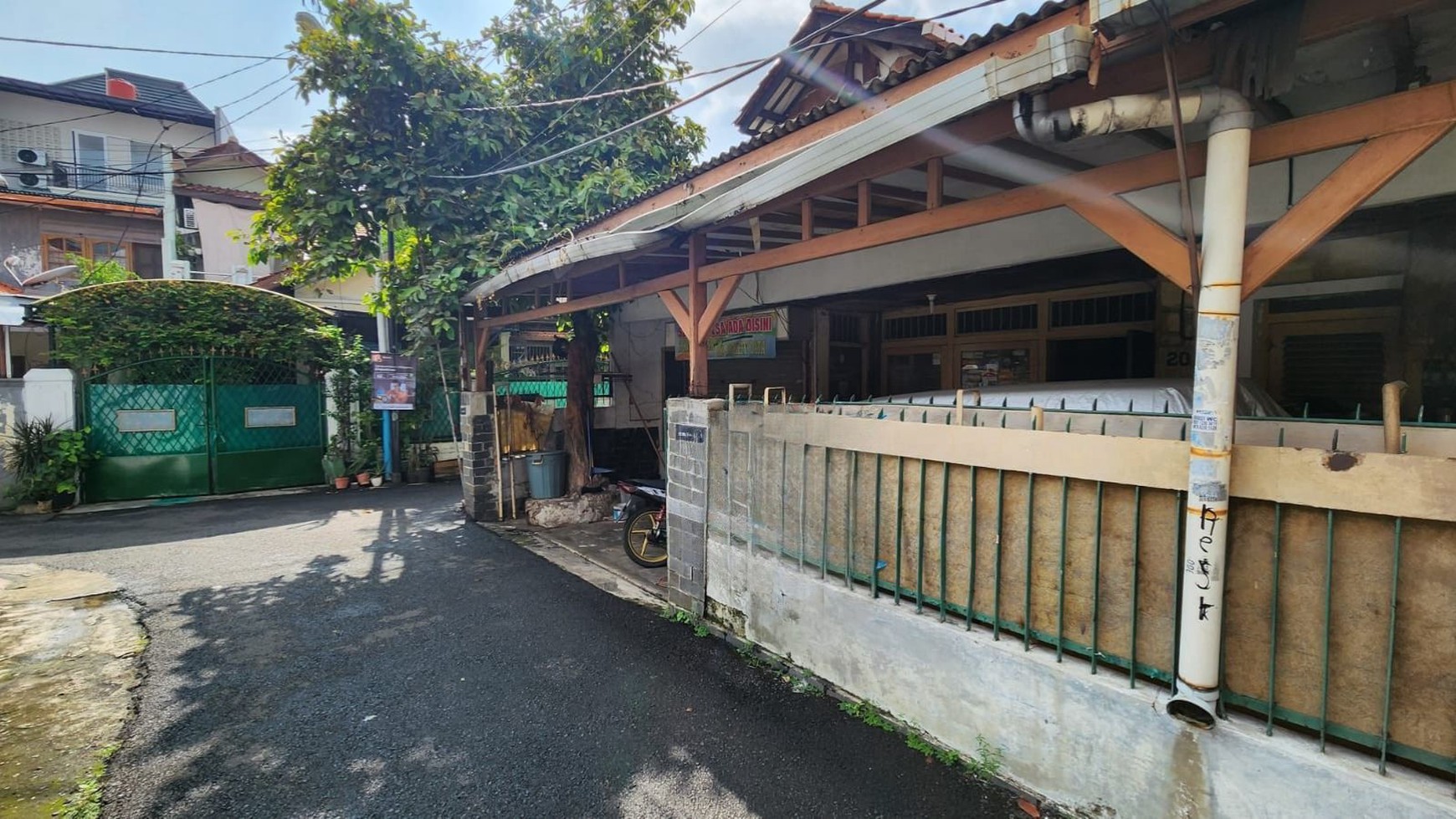 Rumah Hitung Tanah Area Cipete