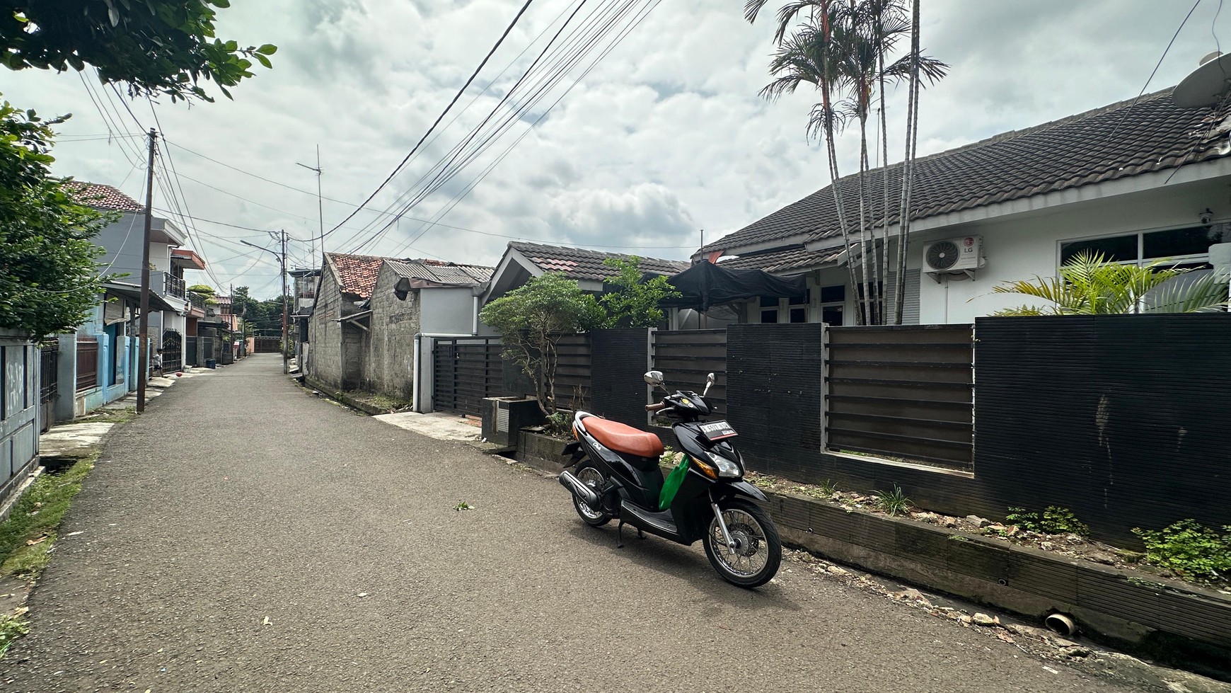 Rumah Hitung Tanah Area Cipete