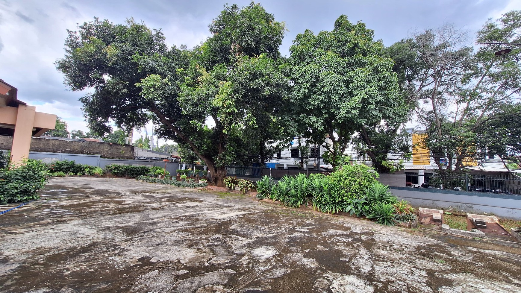 Dijual 2 Rumah di Siaga Raya Luas Harga NJOP Cocok utk Town Houses