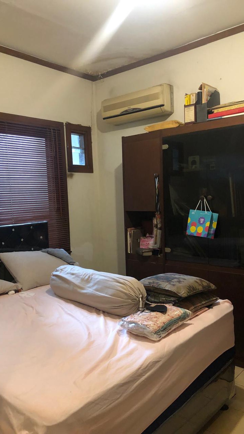 Rumah 2 lantai, Asri dalam Sektor Bintaro Jaya.