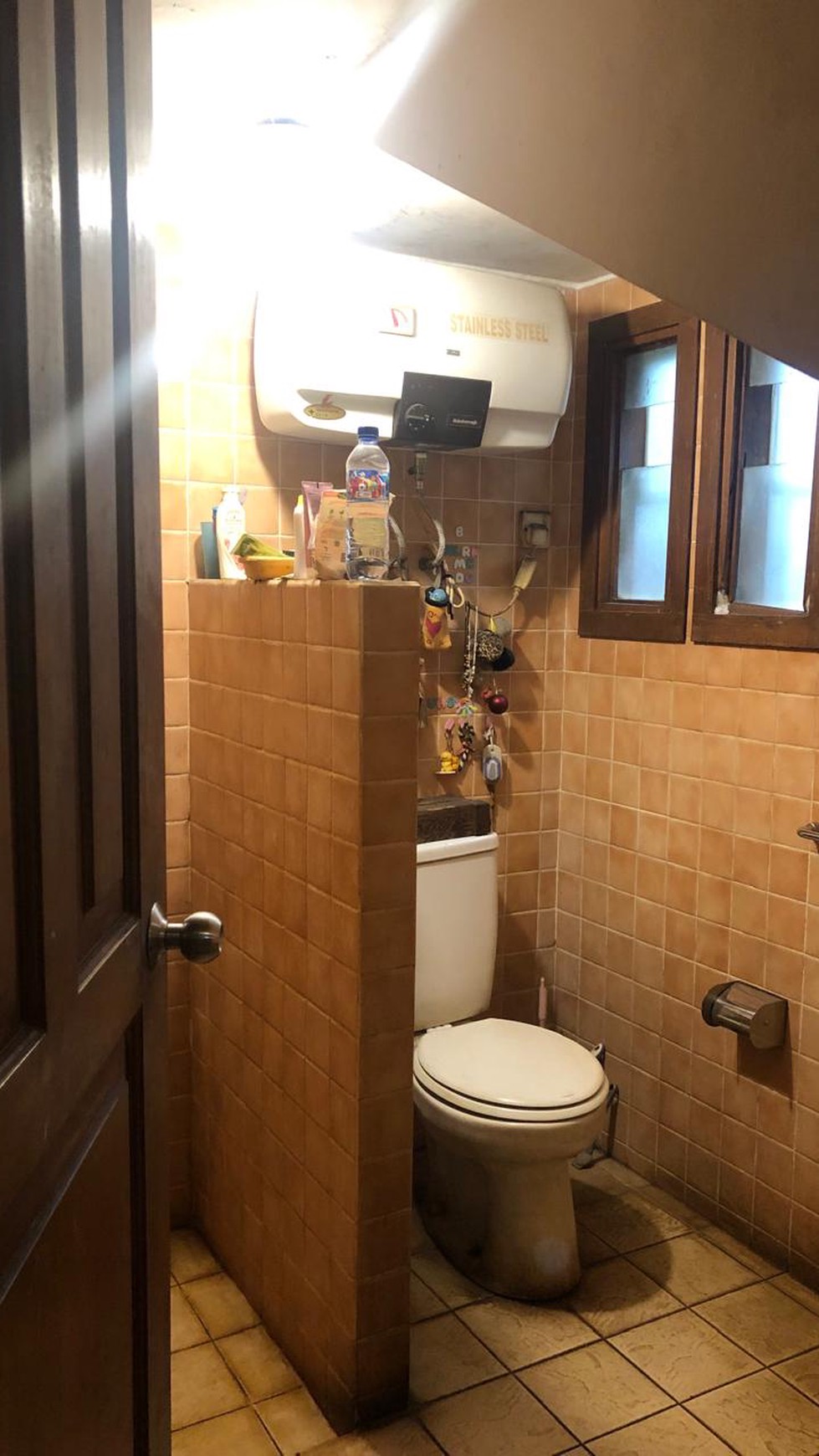 Rumah 2 lantai, Asri dalam Sektor Bintaro Jaya.