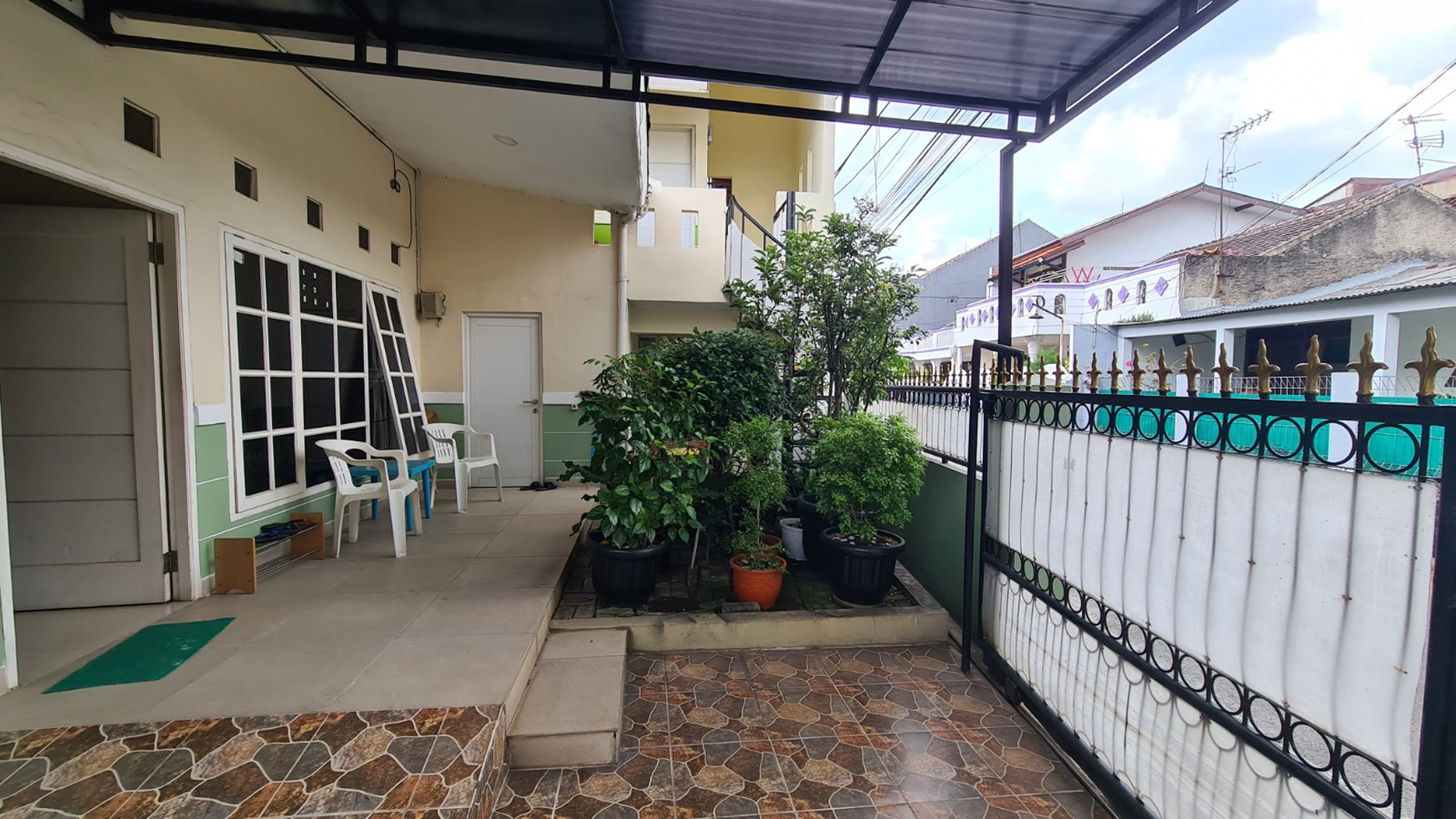 DiJUAL Cepat Rumah Semi Furnished Siap Huni di Malaka Jaya Duren Sawit Jakarta Timur