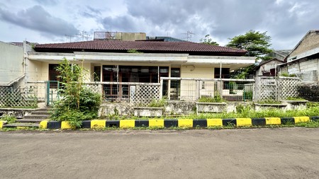 Dijual Rumah di Intercon Taman Kebon Jeruk, Jakarta Barat