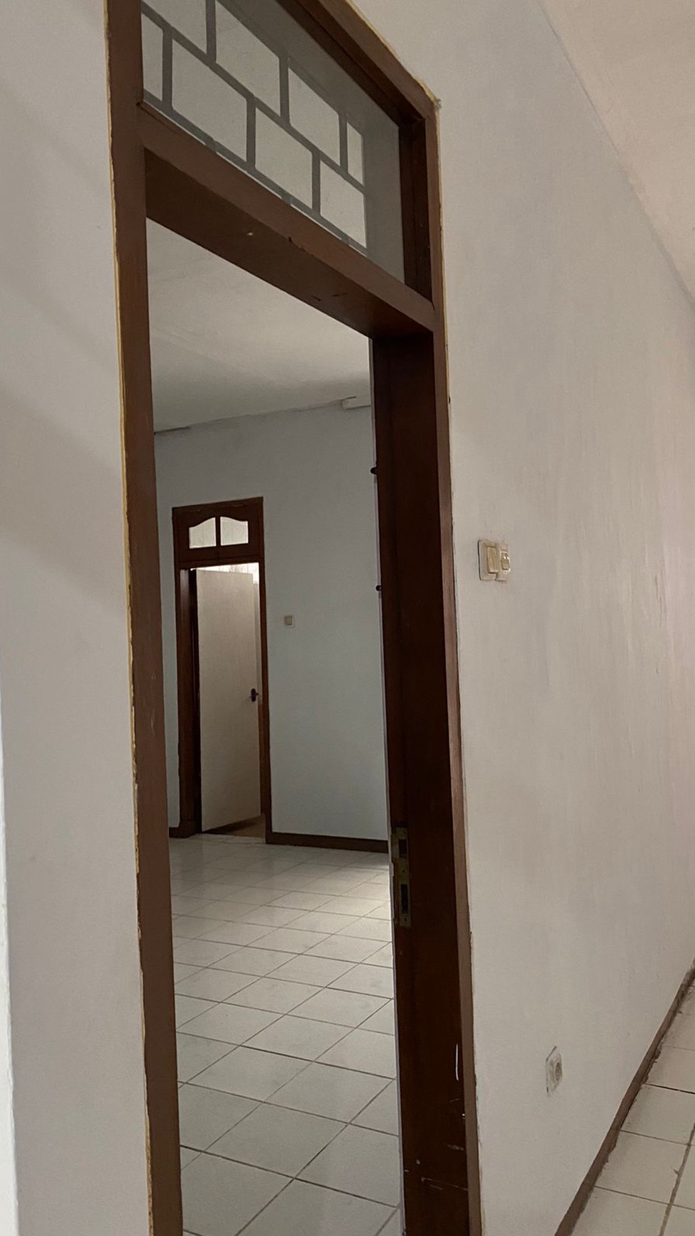 Rumah Full Furnished Area Nyaman Darmo Permai Selatan