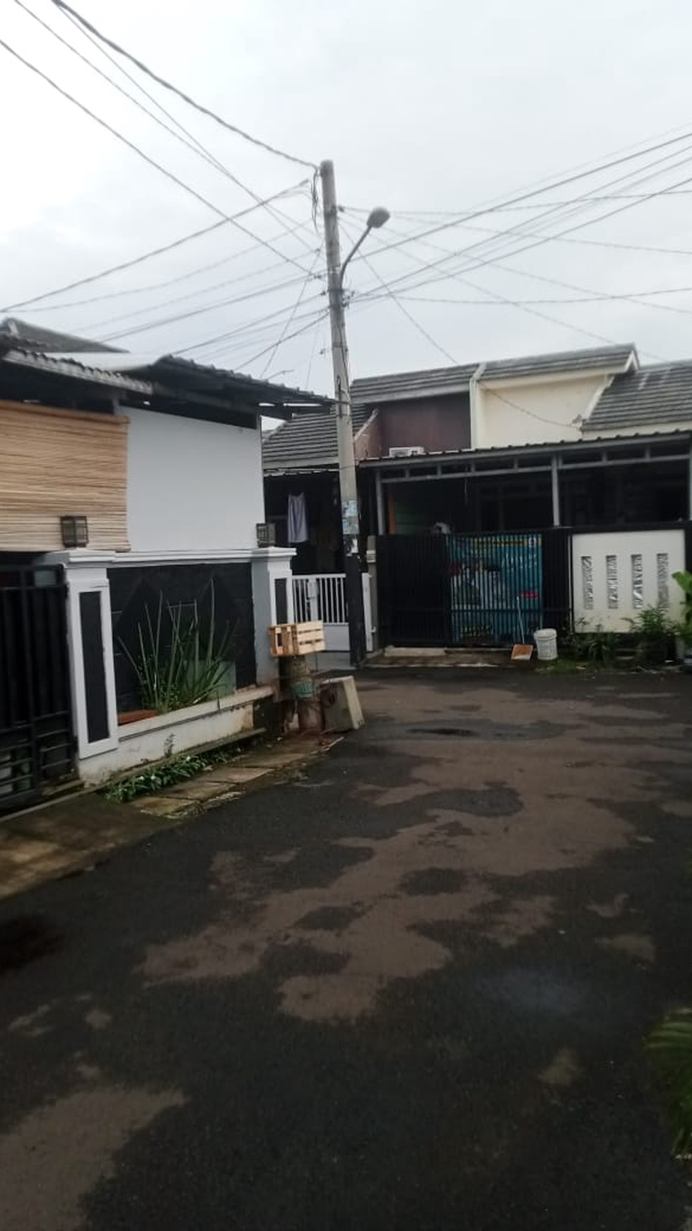 Termurah Rumah minimalist di Pondok Benda Tangerang Selatan
