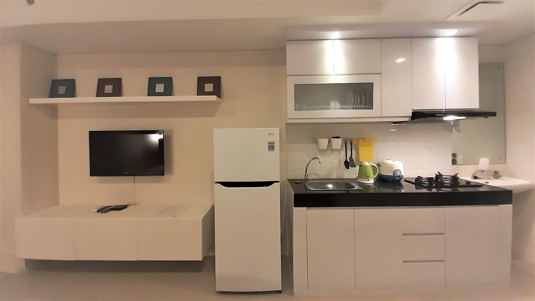 Dijual Apartemen Breeze Bintaro Modern Full Furnished, Fasilitas Lengkap!.