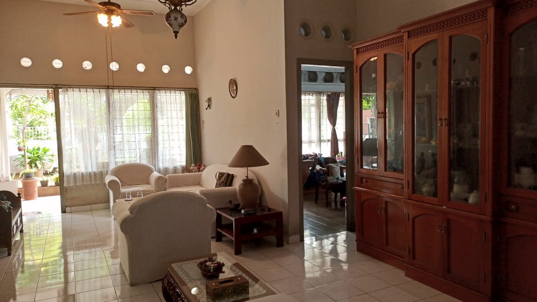 RUMAH LAMA, HARGA DIBAWAH NJOP di area Kalibata (Jl. Raya Pasar Minggu)