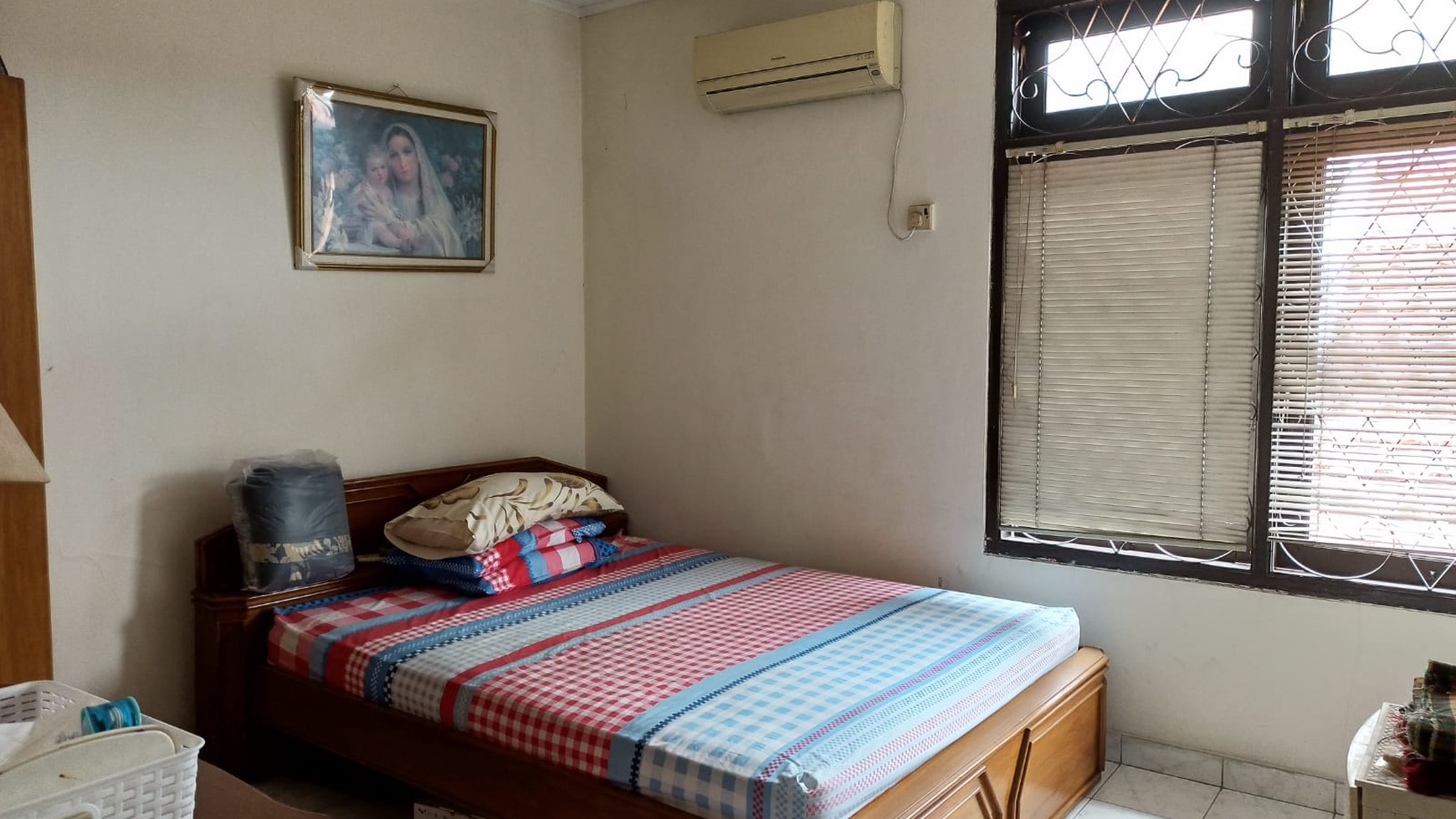 RUMAH LAMA, HARGA DIBAWAH NJOP di area Kalibata (Jl. Raya Pasar Minggu)