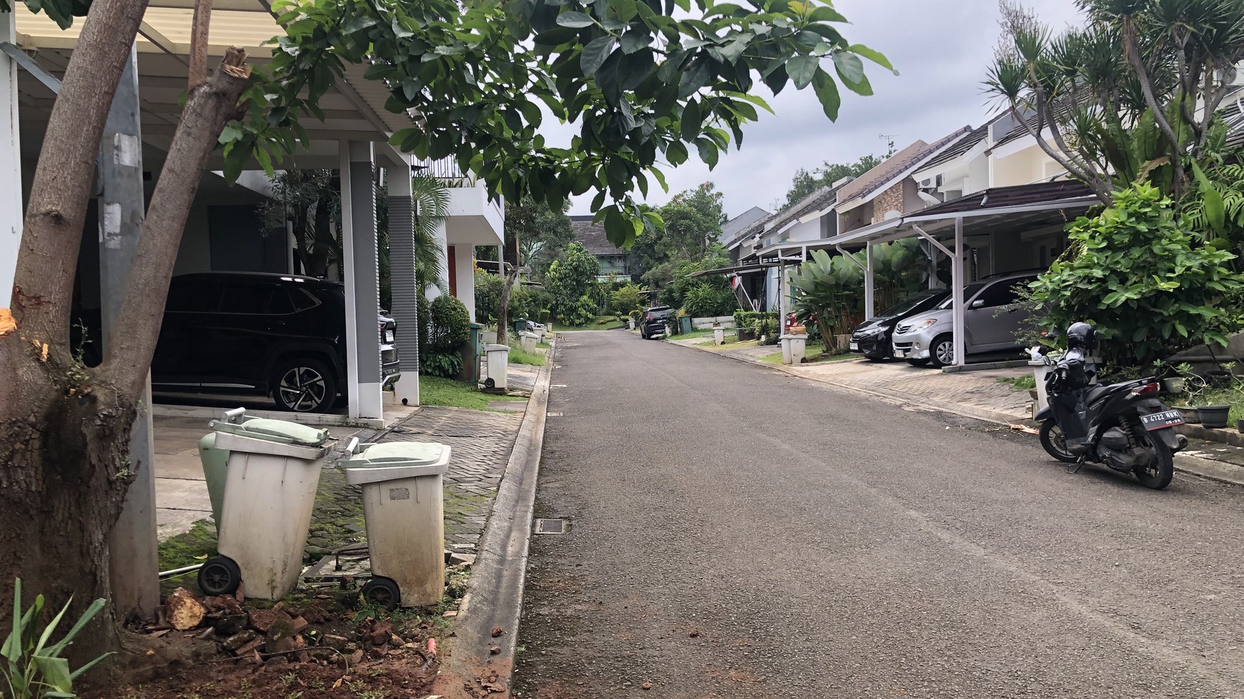Semi Furnished Dekat Tol di BSD Cluster Neo Catalonia Nusaloka 