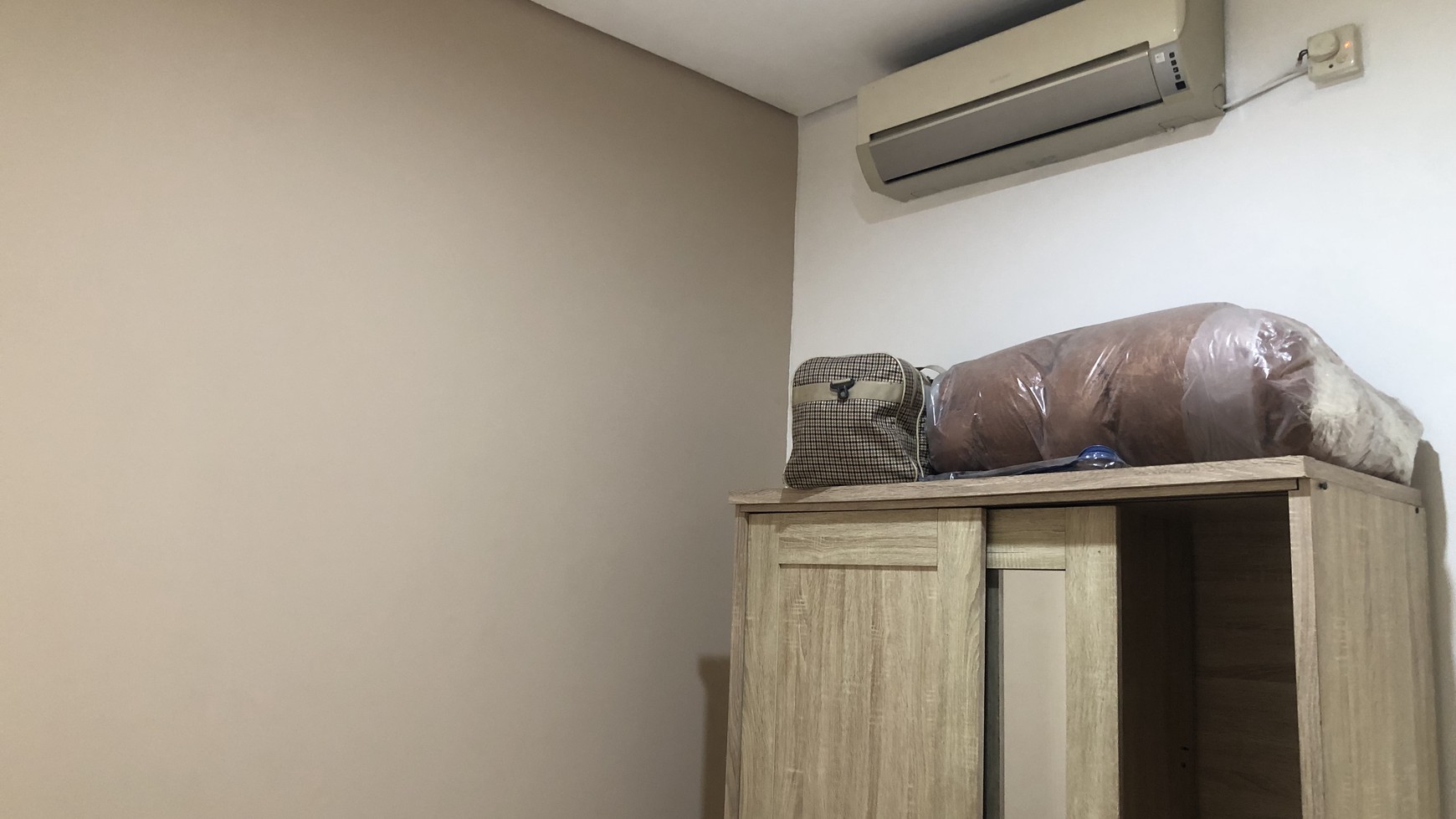 Semi Furnished Dekat Tol di BSD Cluster Neo Catalonia Nusaloka 