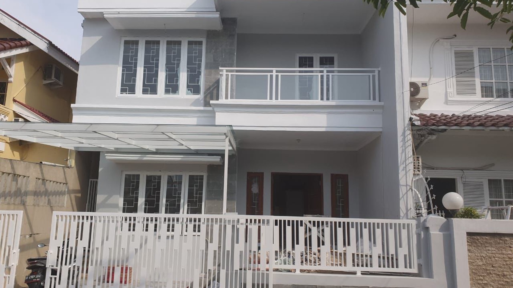 Rumah bagus, rapih dan terawat siap huni di Bintaro