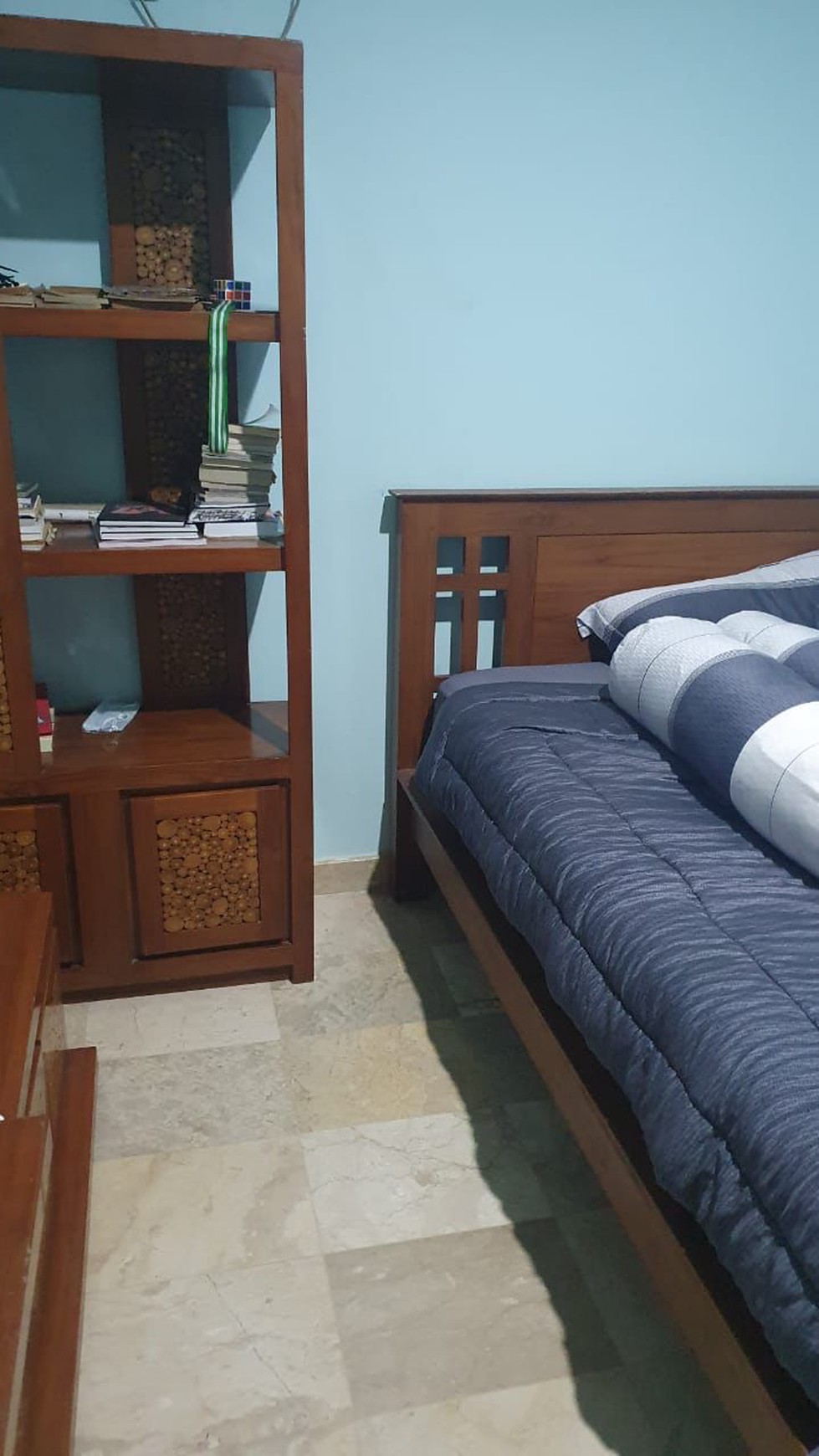 Rumah bagus, rapih dan terawat siap huni di Bintaro