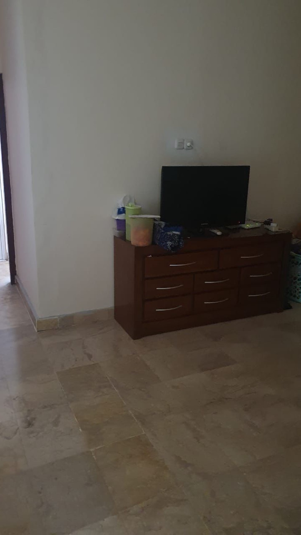 Rumah bagus, rapih dan terawat siap huni di Bintaro