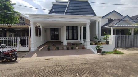 Rumah Brnd new, konsep American Clasic di Bintaro Sektor 5