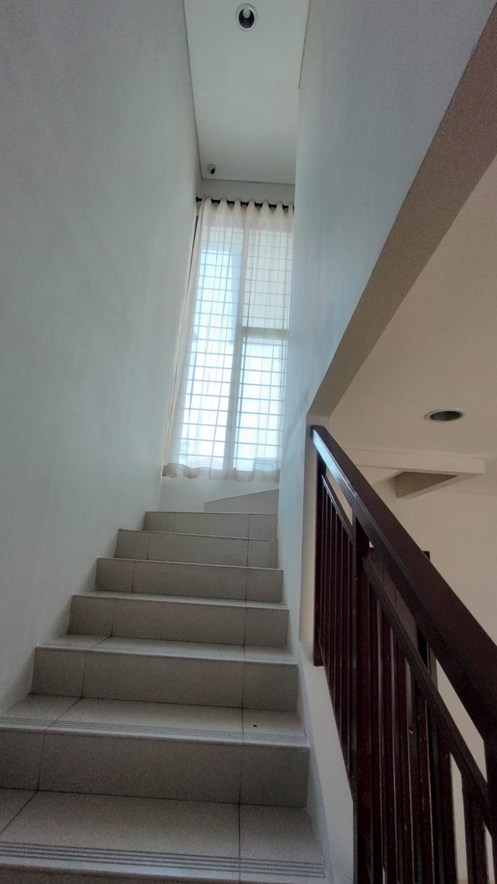 Rumah di THE EMINENT ILLUSTRIA BSD CITY, 5 MENIT Dari AEON MALL