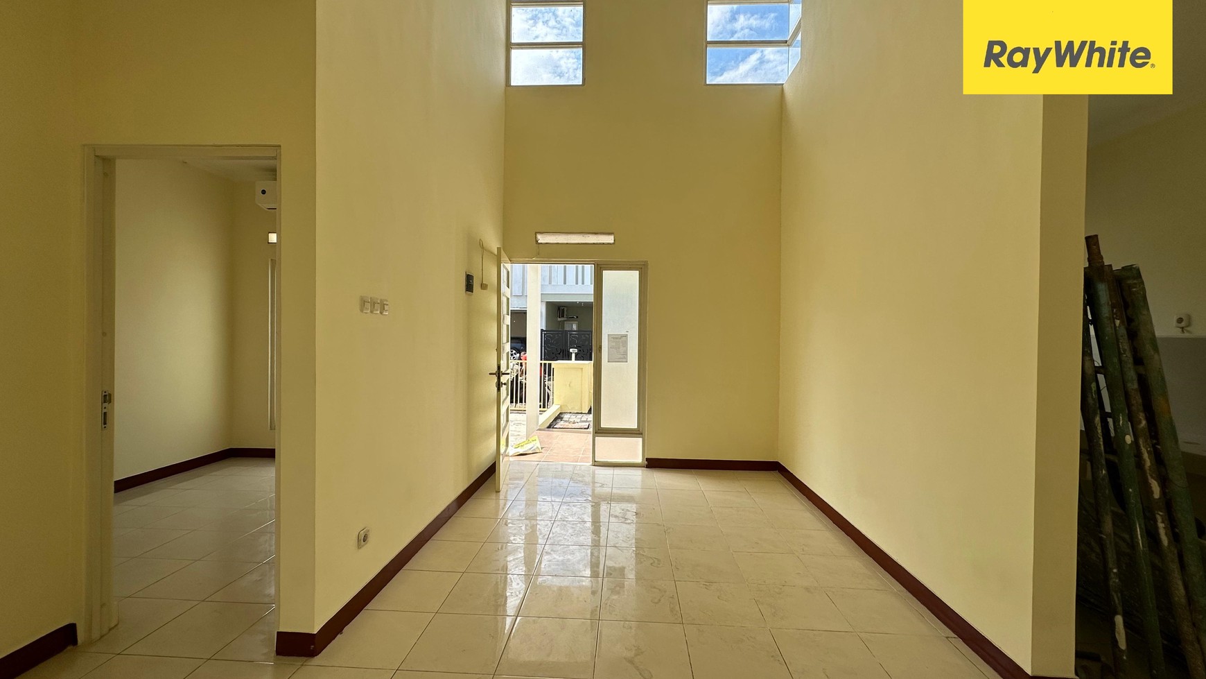 Rumah Dijual Puri Surya Jaya Sidoarjo