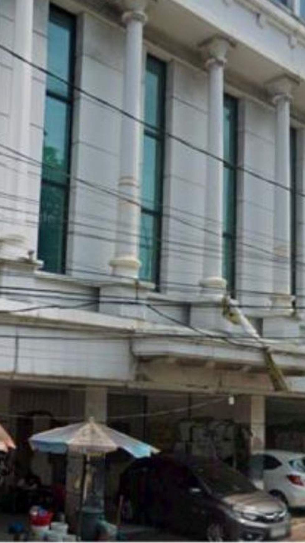 Dijual Gedung Kecil 3 Ruko di Gambir Jakarta Pusat