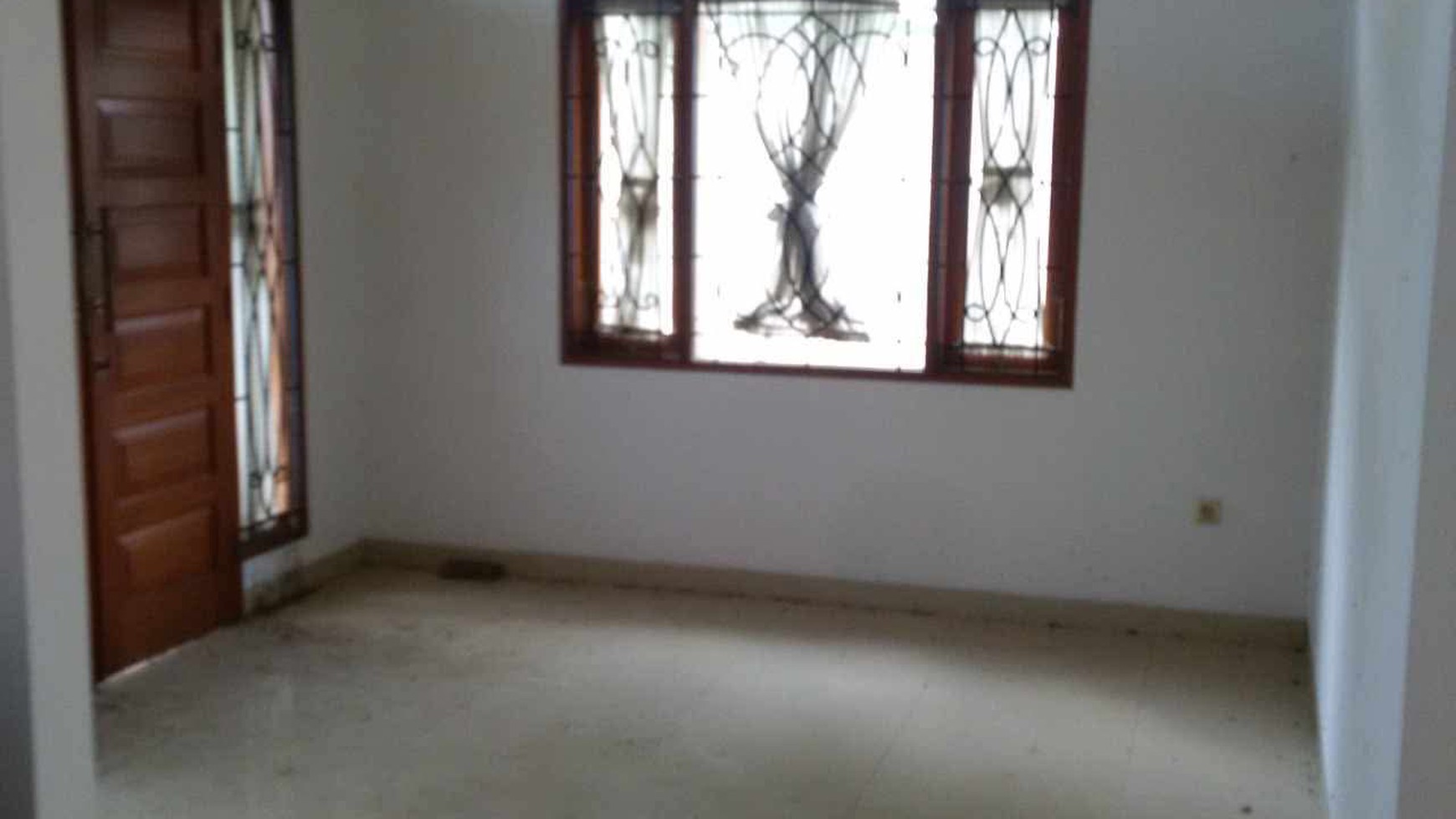 Rumah Hitung Tanah Area Cipete