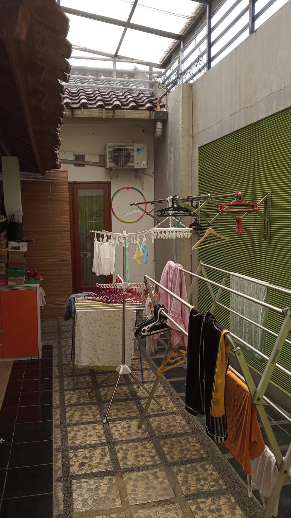 Rumah siap huni,Nyaman,lokasi oke di Ciledug Tangsel