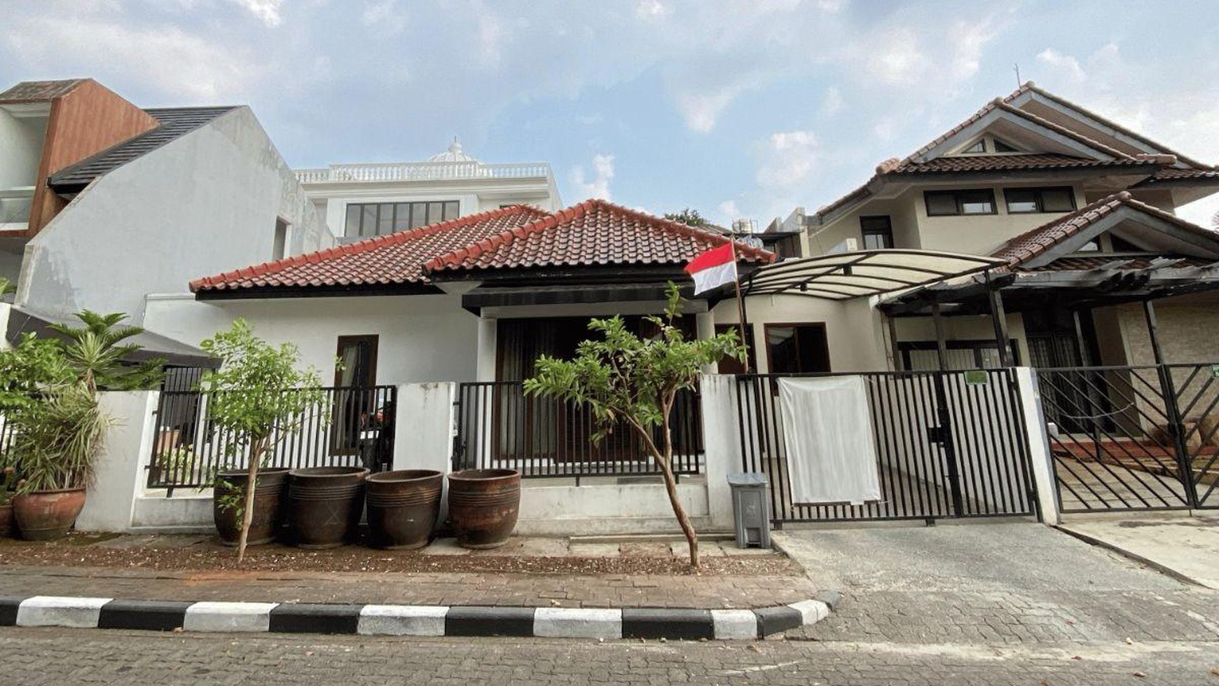 Hunian Full Renovasi di Villa Cinere Mas, Tangerang Selatan