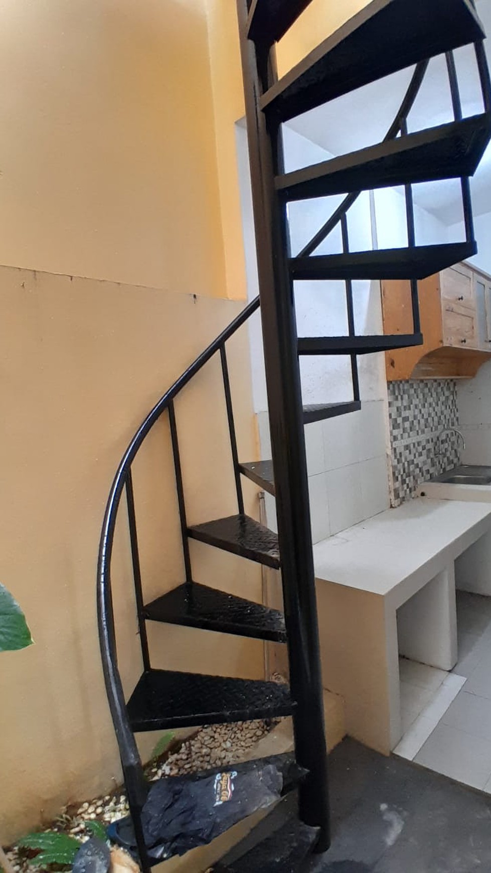 Rumah Cantik depan Taman di Citragran Cibubur dekat Mall dan selangkah menuju Tol Jatikarya