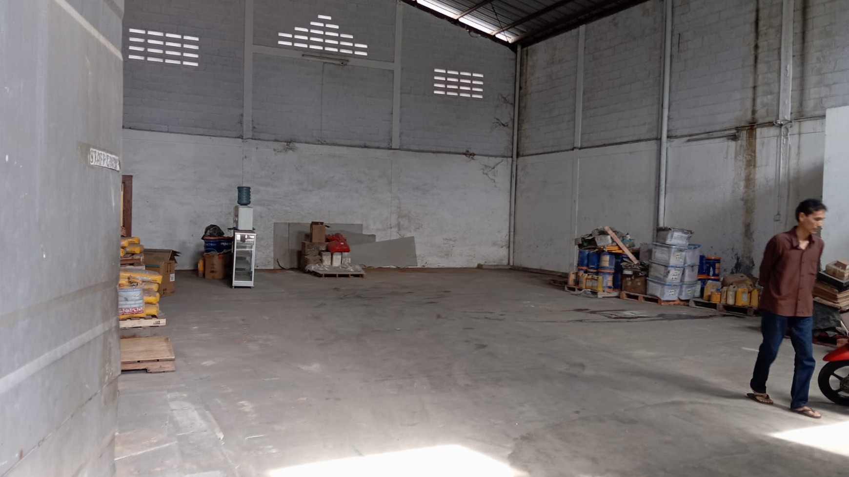 Gudang Murah siap usaha di Bsd Taman Tekno