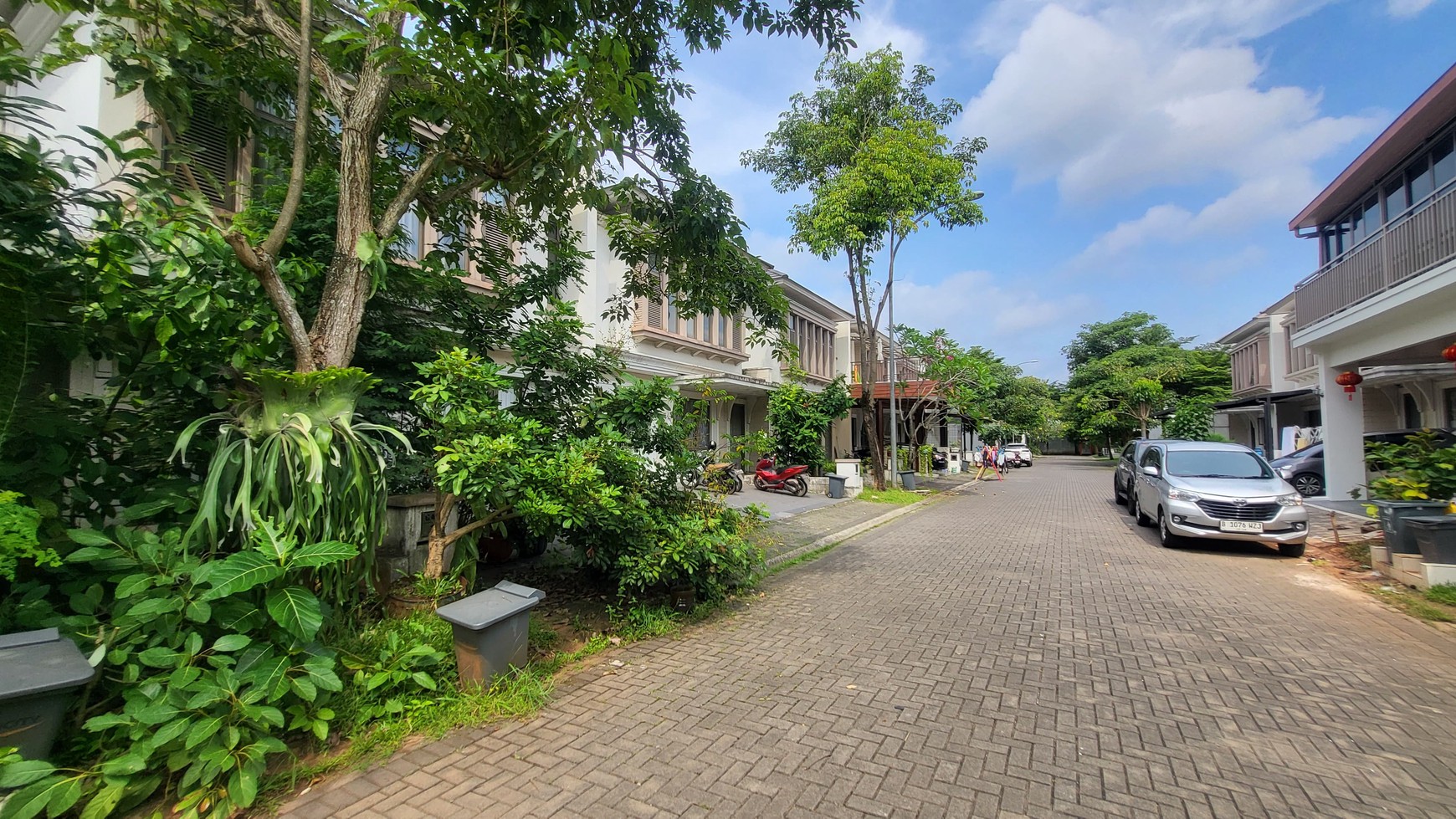 Turun harga Rumah minimalis, full interior di Greenwich BSD City.