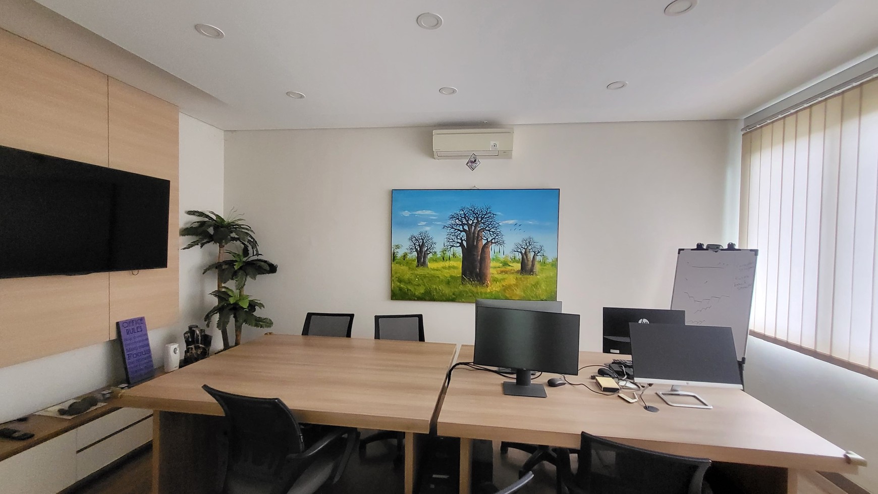 Turun harga Rumah minimalis, full interior di Greenwich BSD City.