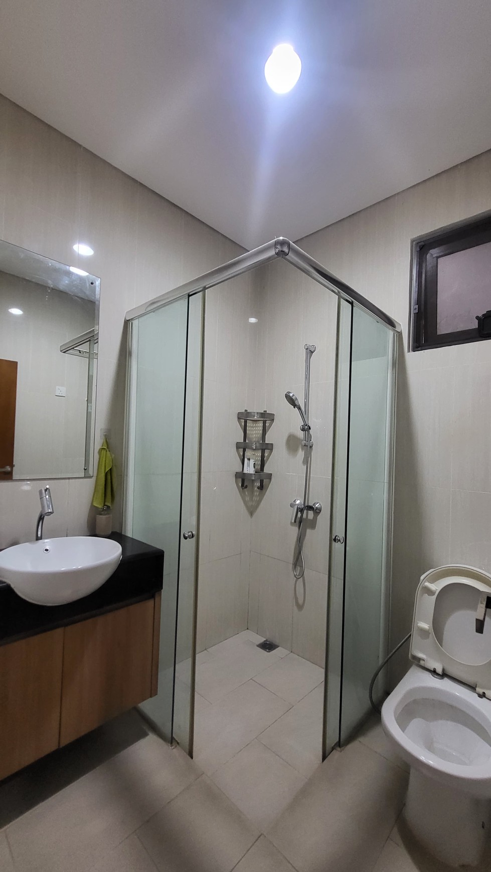 Turun harga Rumah minimalis, full interior di Greenwich BSD City.