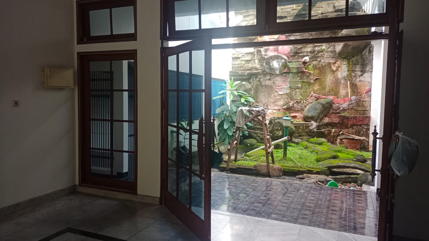 Rumah Kokoh Dijual di Villa Cibubur Indah Jakarta Timur