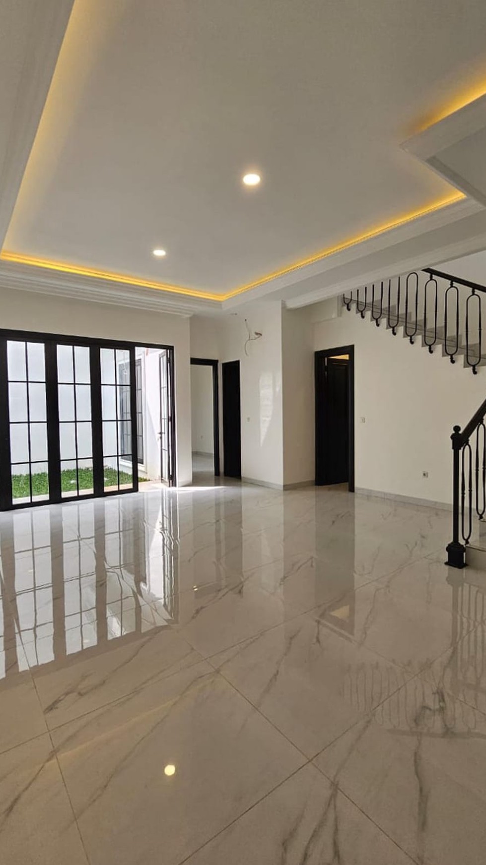 Rumah Baru Modern Classic Design Blossom ville The Green BSD city