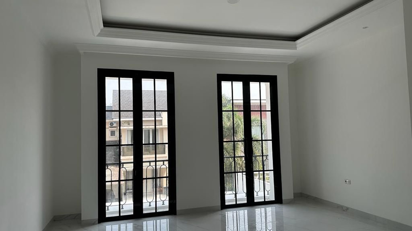 Rumah Baru Modern Classic Design Blossom ville The Green BSD city