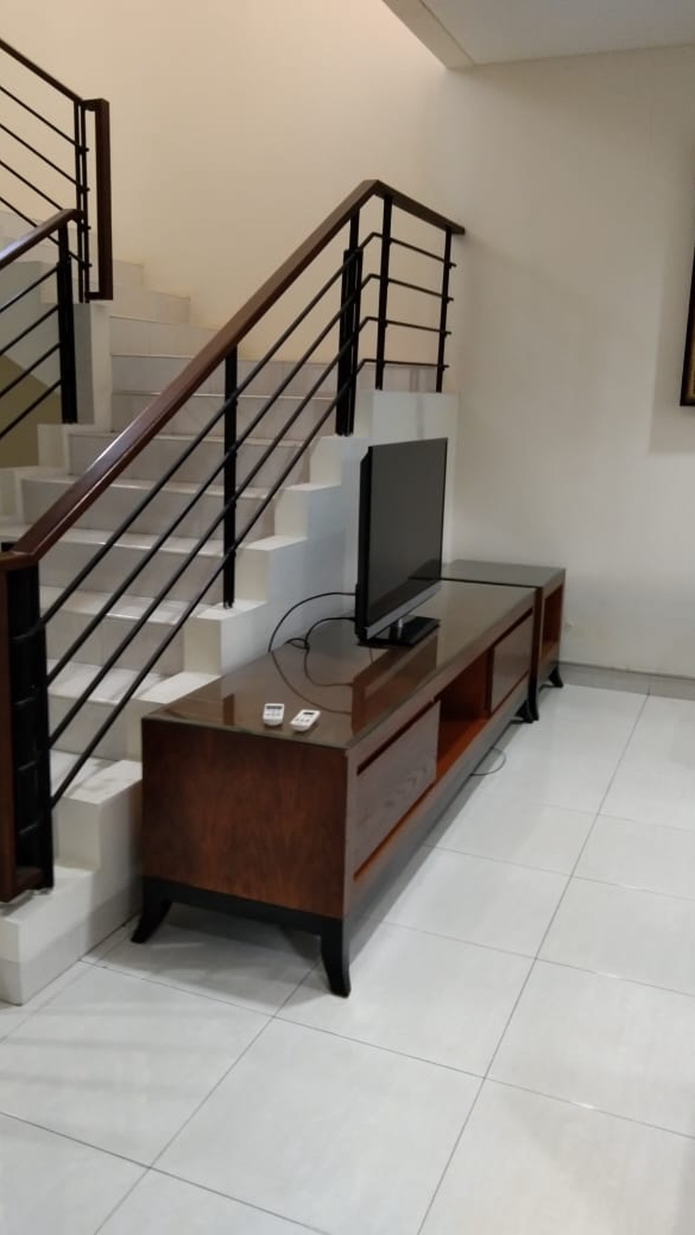 Rumah Asri Disewakan di Kawasan BSD Green Cove