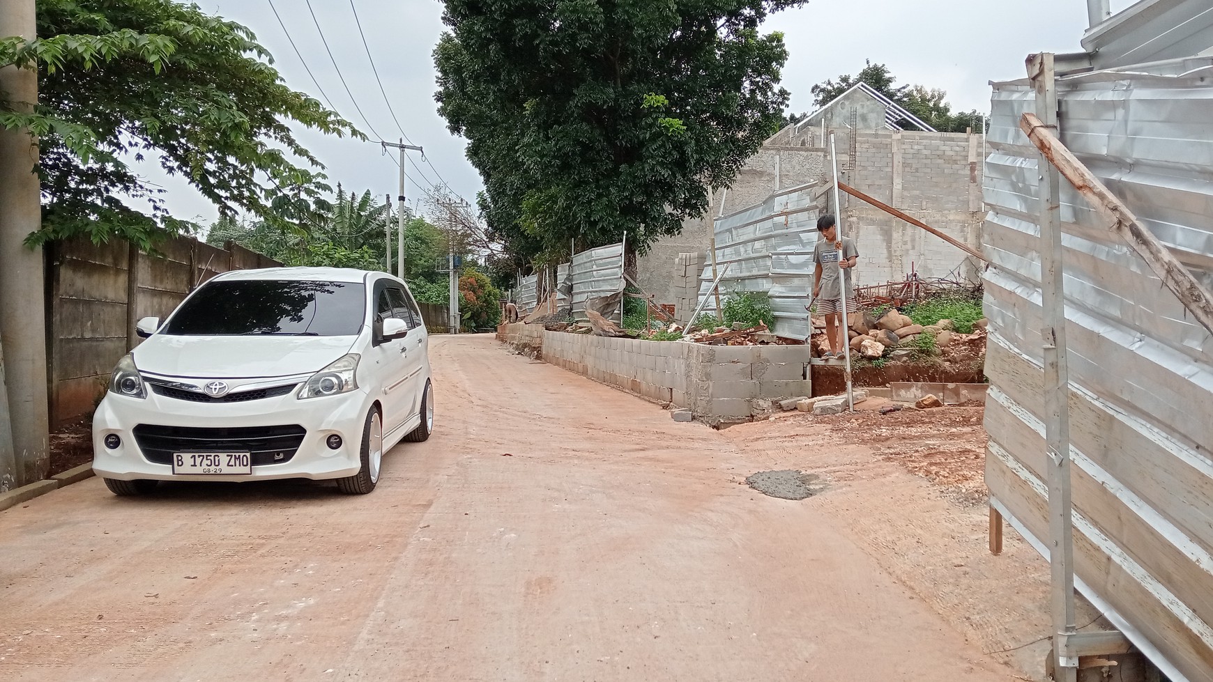 Cikeas, Kavling Cocok Untuk Bangun Town House Kecil, Lokasi Strategis, Harga NEGO